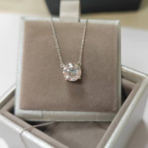 PT950 Moissanite Necklace Gemstone Pendant