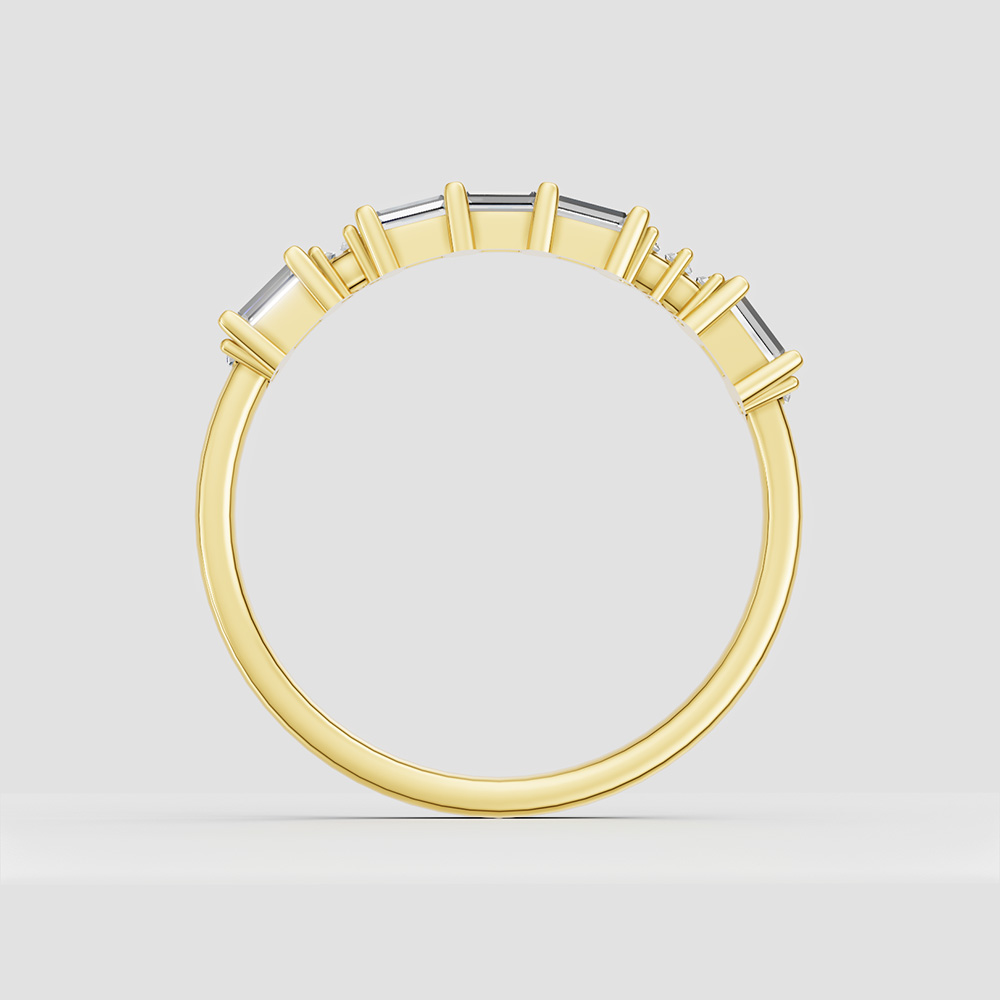 18K Gold Ring with Four-Prong Set Baguette Gemstone - Image 3
