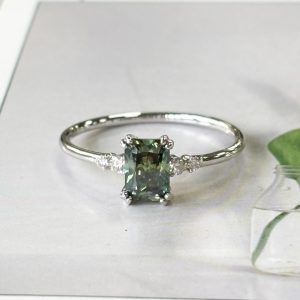 14K Gold Ring with Radiant Cut Center Stone