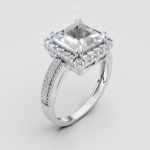 18K Gold Ring with Asscher Cut Center Stone